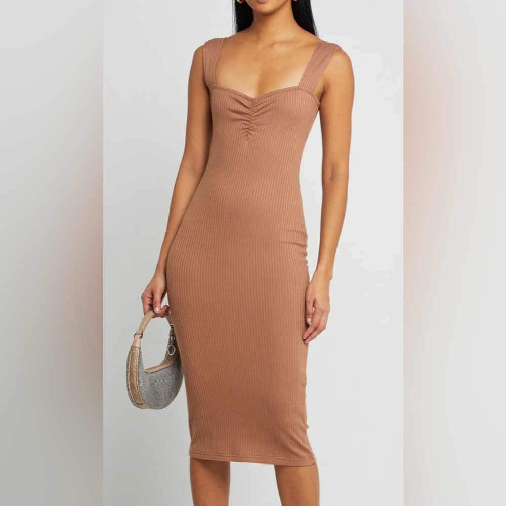 NWT Kourt Camille Ribbed Knit Dress in Camel Brown - Size XS